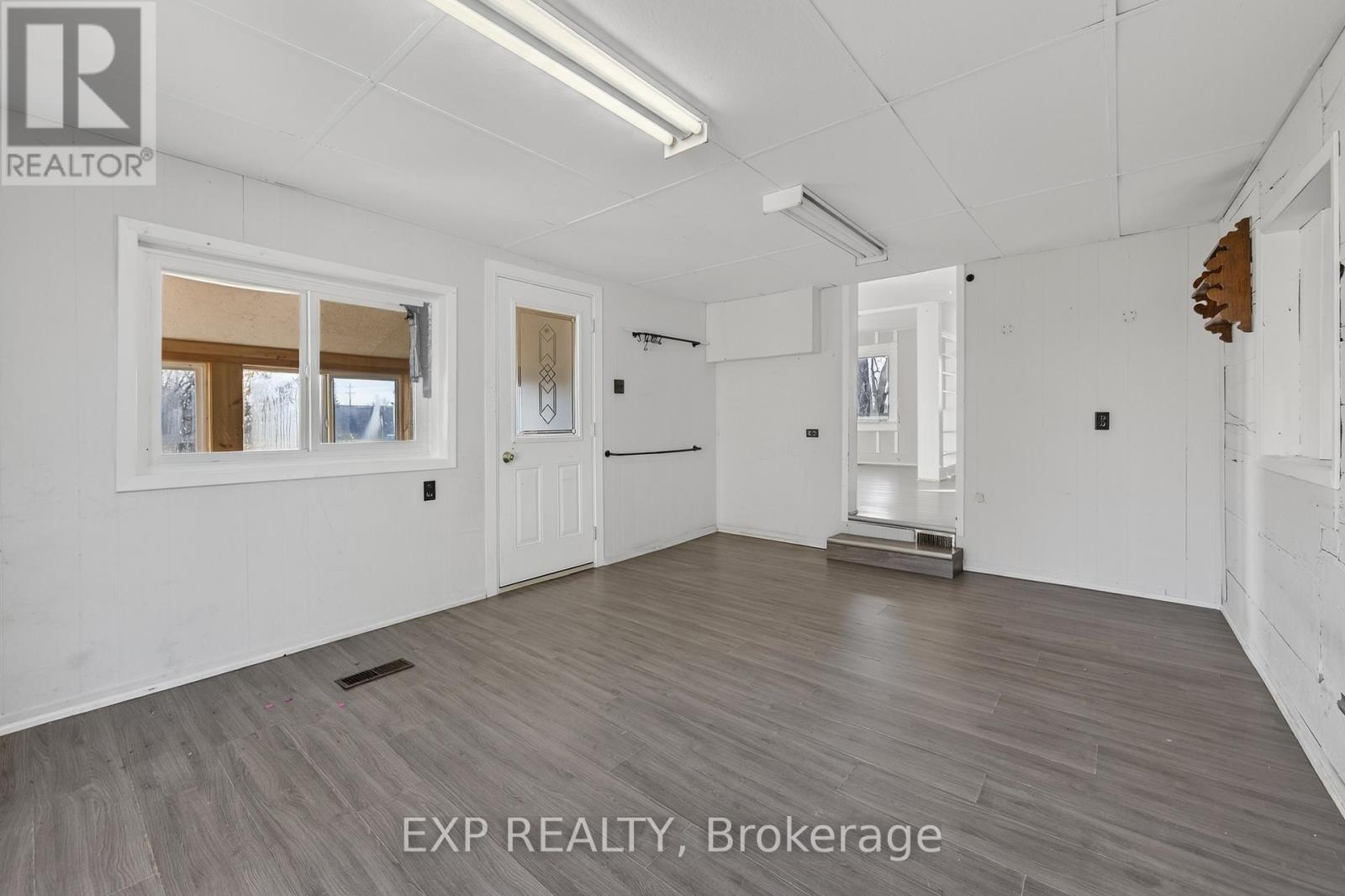 8184 26 Highway, Clearview, Ontario  L0M 1S0 - Photo 40 - S12578082