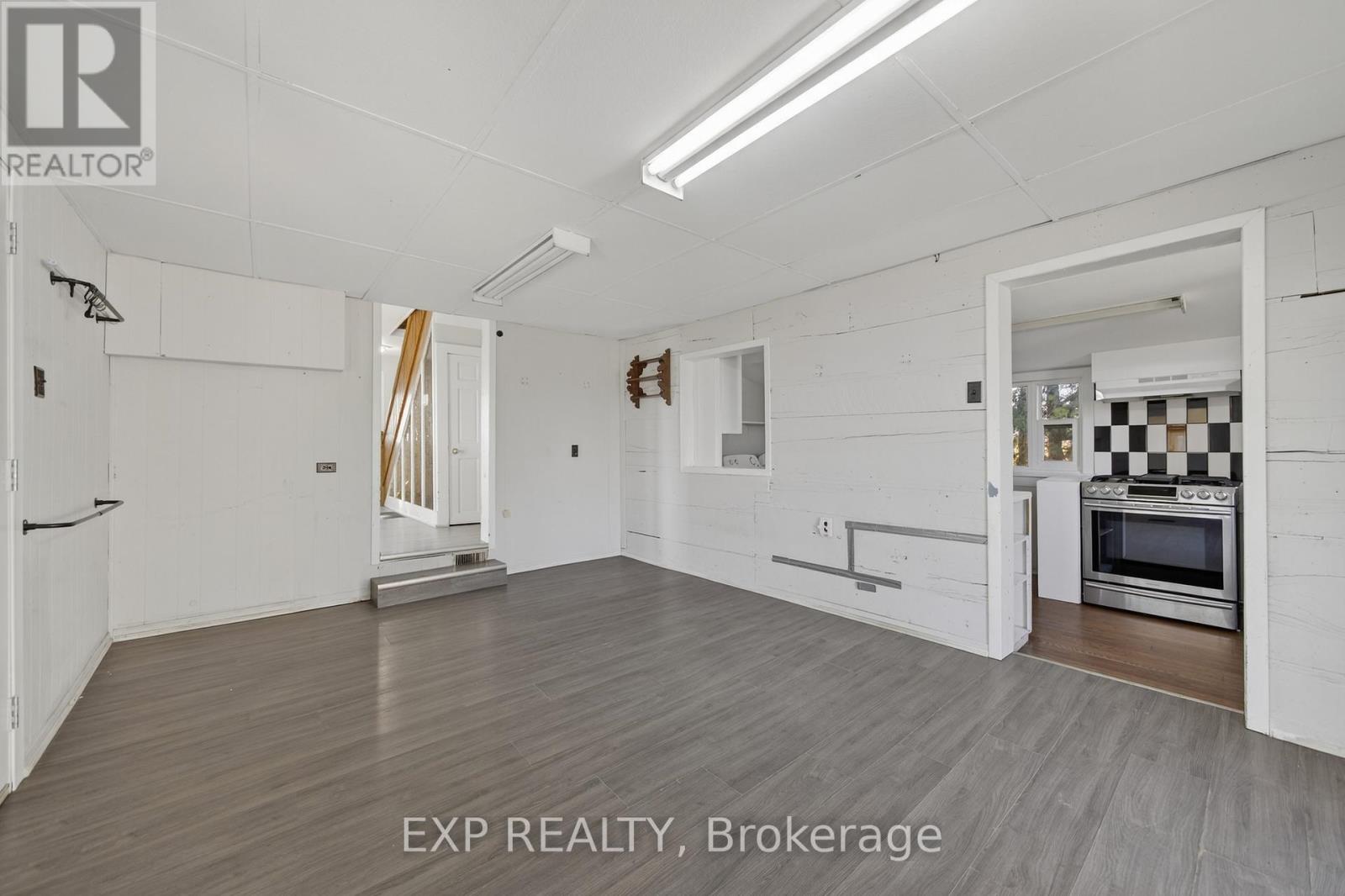 8184 26 Highway, Clearview, Ontario  L0M 1S0 - Photo 41 - S12578082