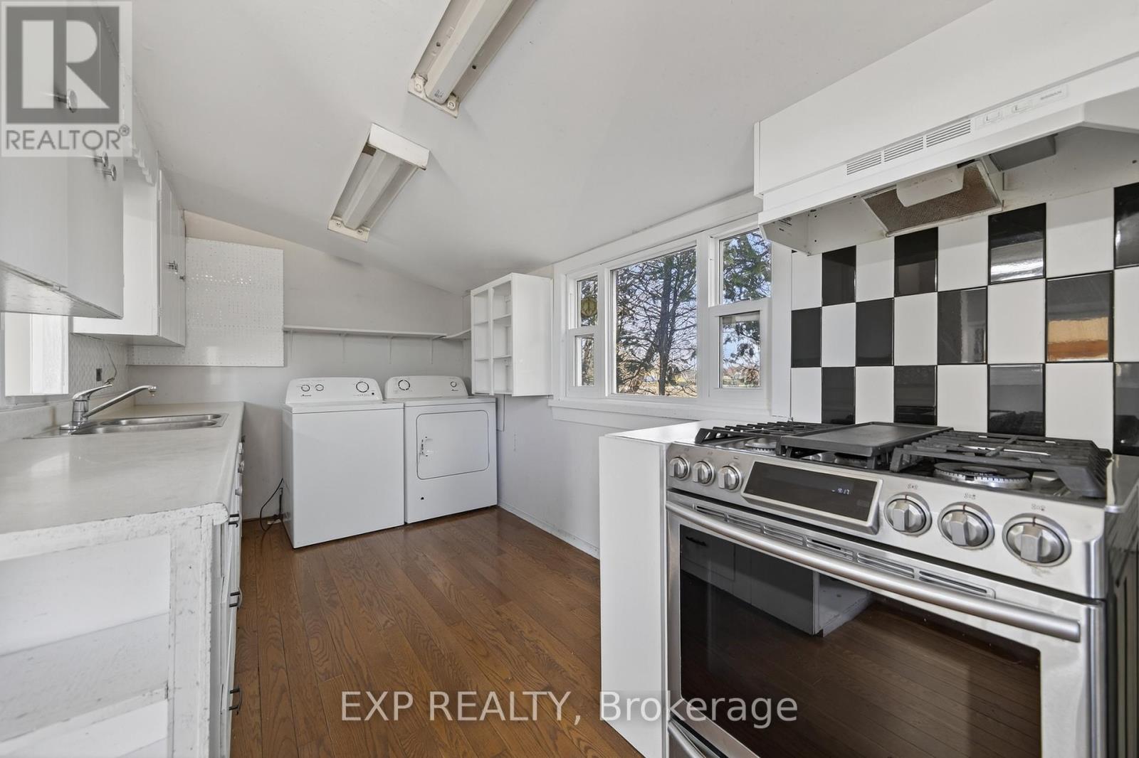 8184 26 Highway, Clearview, Ontario  L0M 1S0 - Photo 43 - S12578082