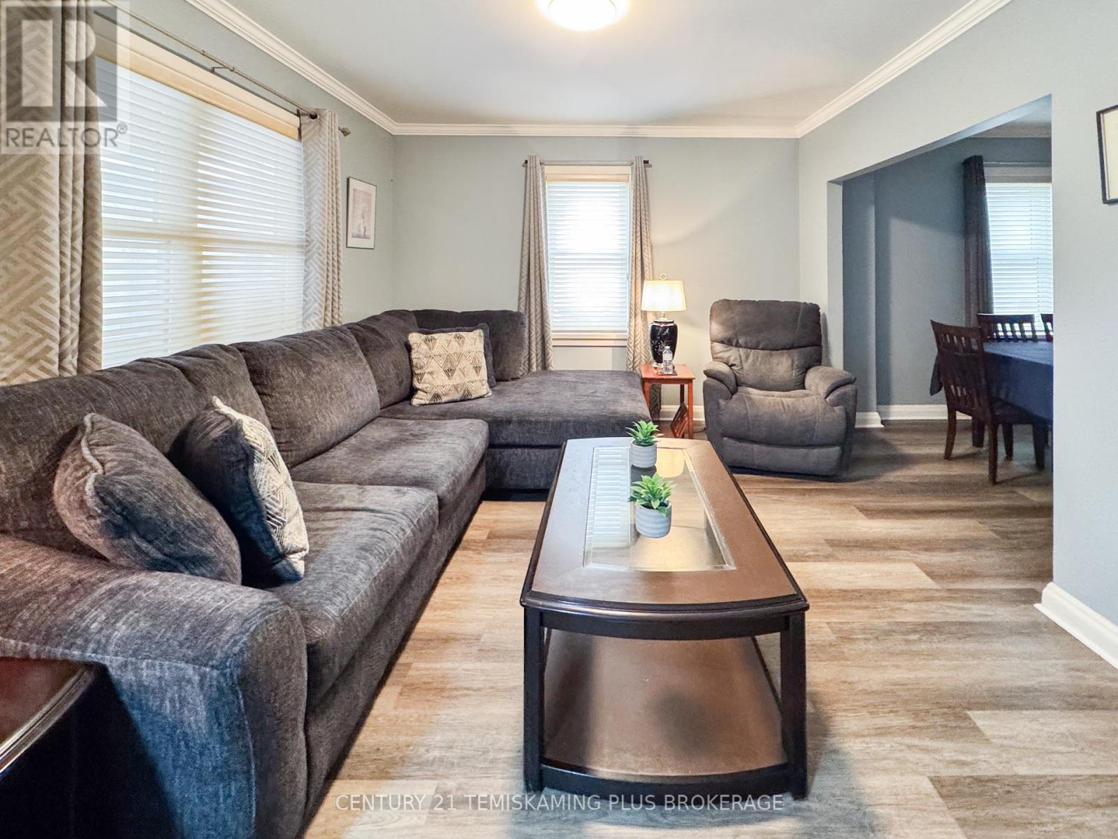 371 Russell Street, Temiskaming Shores, Ontario P0J 1K0 - Photo 6 - T12578394