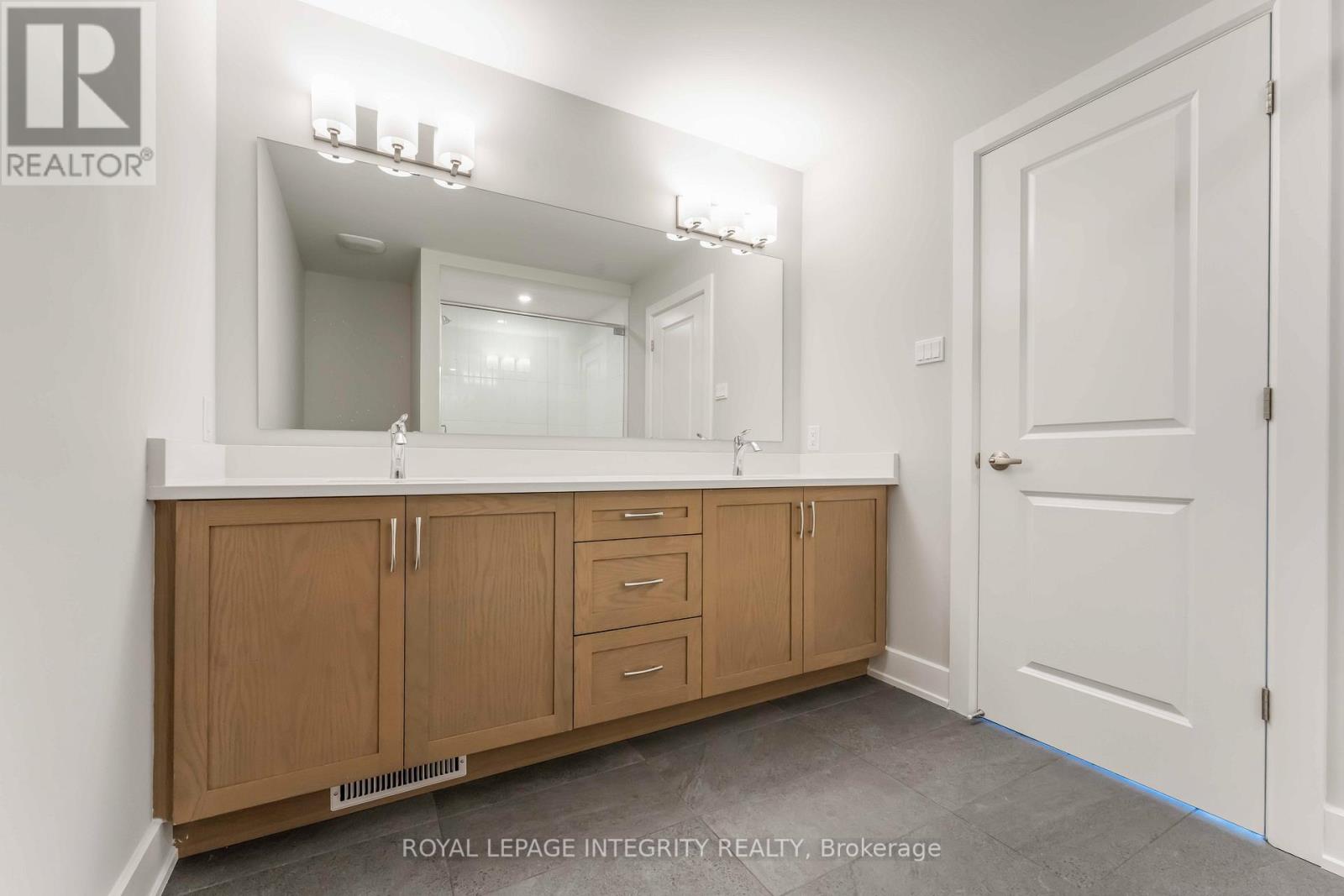 1166 Cope Drive, Ottawa, Ontario  K2S 3C4 - Photo 26 - X12578222