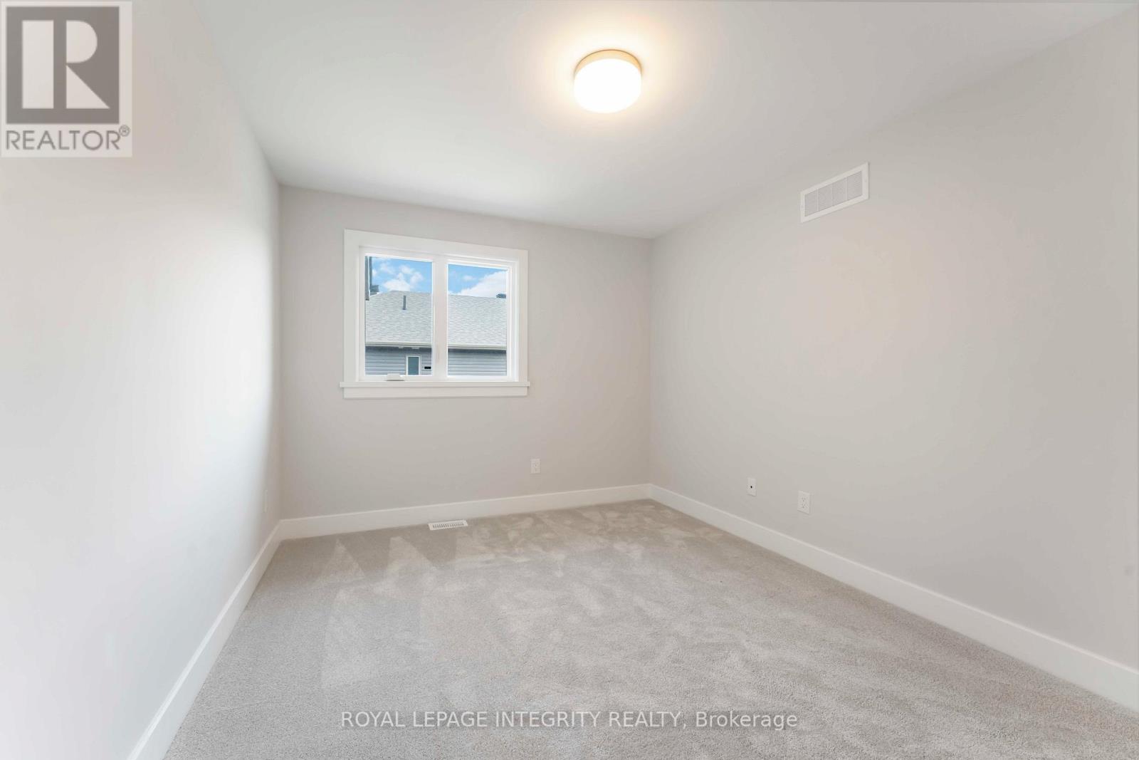 1166 Cope Drive, Ottawa, Ontario  K2S 3C4 - Photo 31 - X12578222