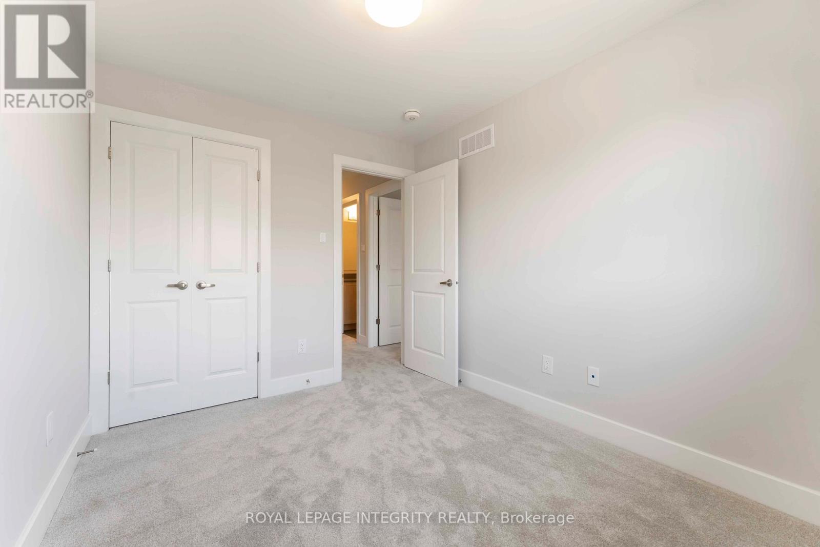 1166 Cope Drive, Ottawa, Ontario  K2S 3C4 - Photo 36 - X12578222