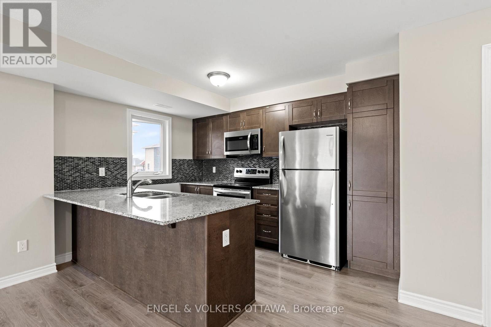 2248 Watercolours Way, Ottawa, Ontario  K2J 6R2 - Photo 9 - X12578266