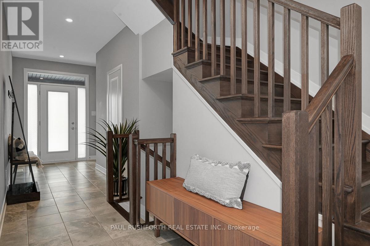 333 Joshua Street, Ottawa, Ontario K1W 0N7 - Photo 3 - X12578284