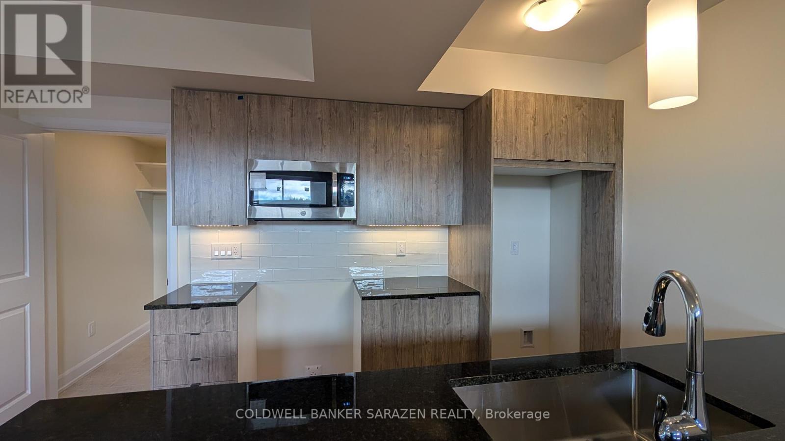 238-B Ginebik Way, Ottawa, Ontario  K1X 0H5 - Photo 14 - X12578398