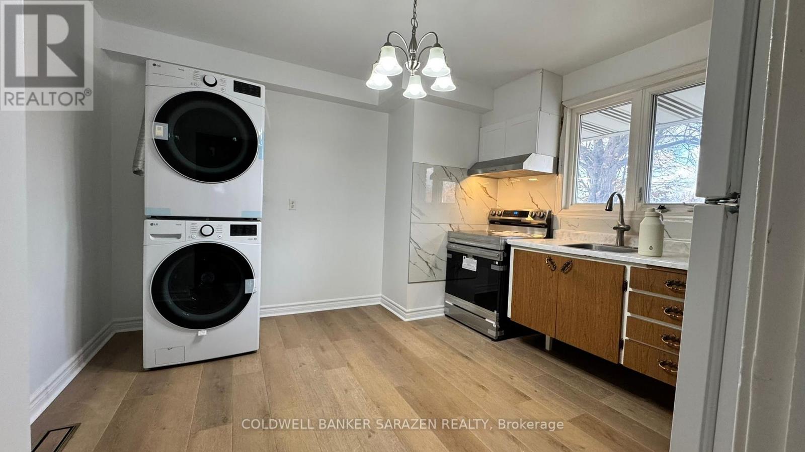 2536 Roman Avenue, Ottawa, Ontario  K2B 7X9 - Photo 10 - X12578412