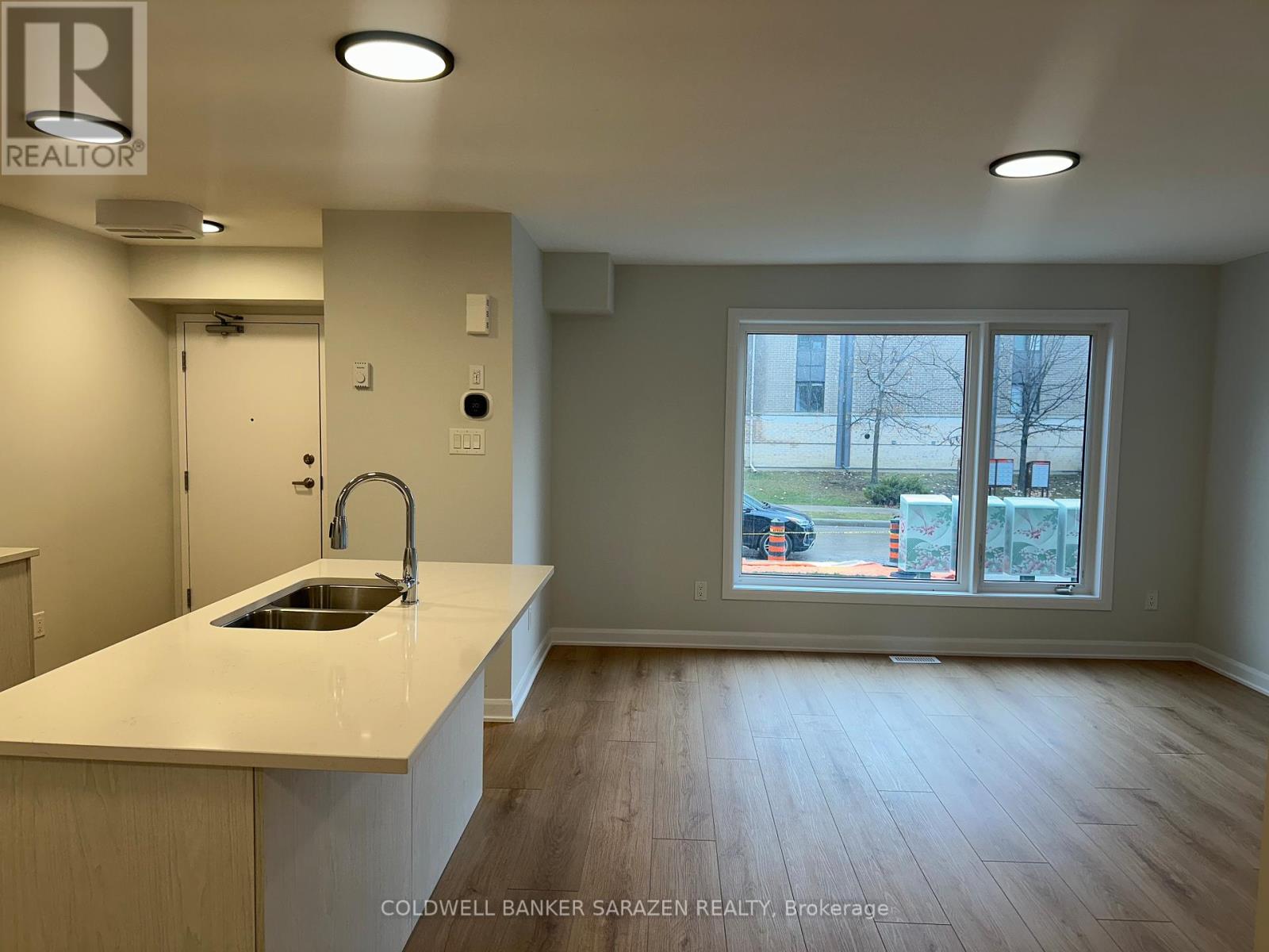 #9 - 701 Glenroy Gilbert Drive, Ottawa, Ontario  K2J 5R6 - Photo 3 - X12578424