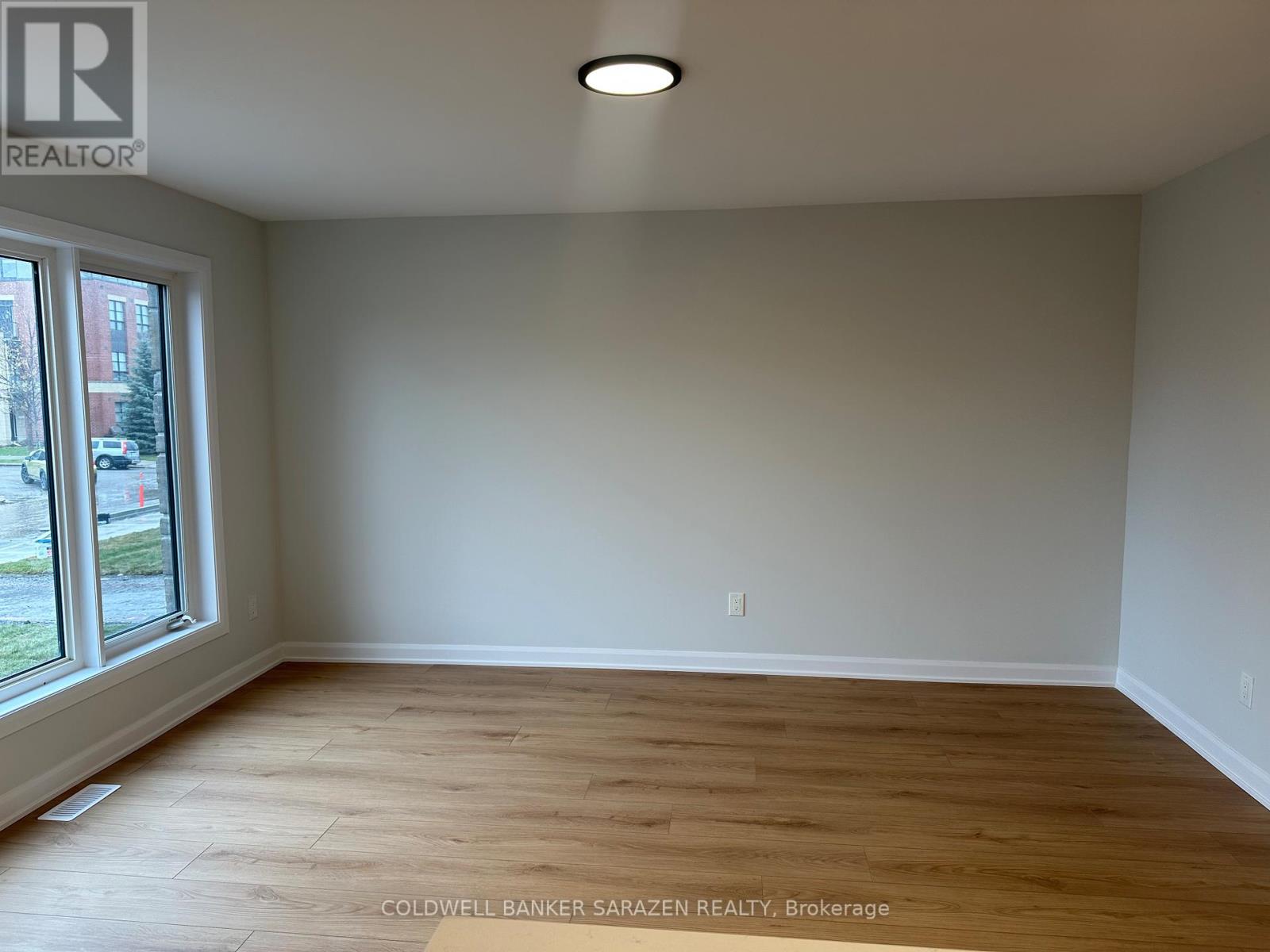 #9 - 701 Glenroy Gilbert Drive, Ottawa, Ontario  K2J 5R6 - Photo 5 - X12578424