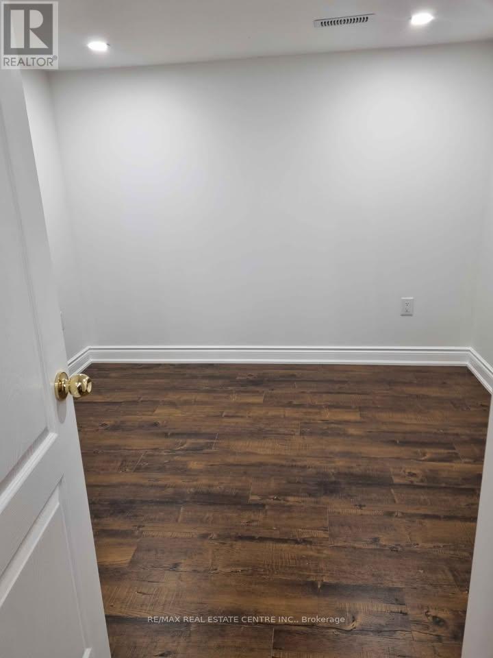 1268 Rolph Bsmt Terrace, Milton, Ontario  L9T 7C8 - Photo 5 - W12578080