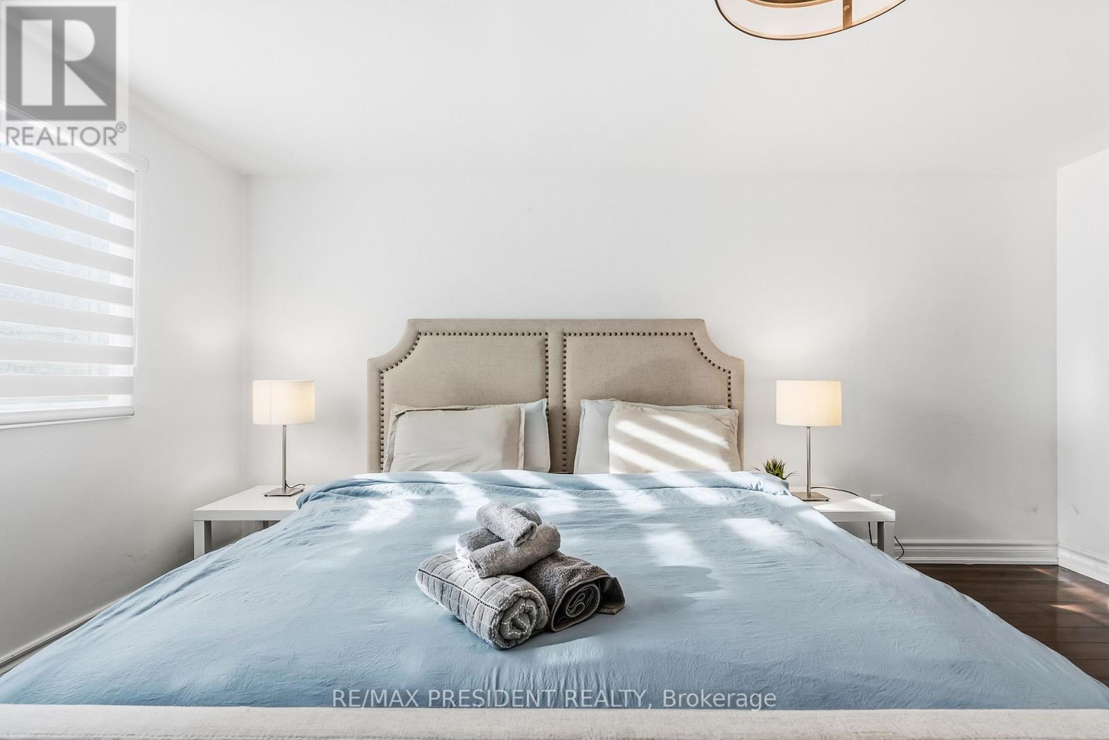 6593 Edenwood Drive, Mississauga, Ontario  L5N 3E9 - Photo 25 - W12578094