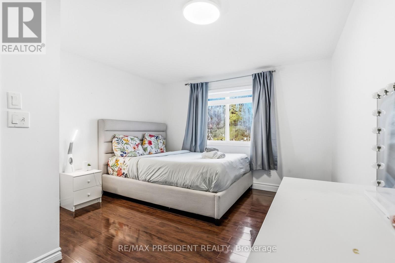 6593 Edenwood Drive, Mississauga, Ontario  L5N 3E9 - Photo 28 - W12578094