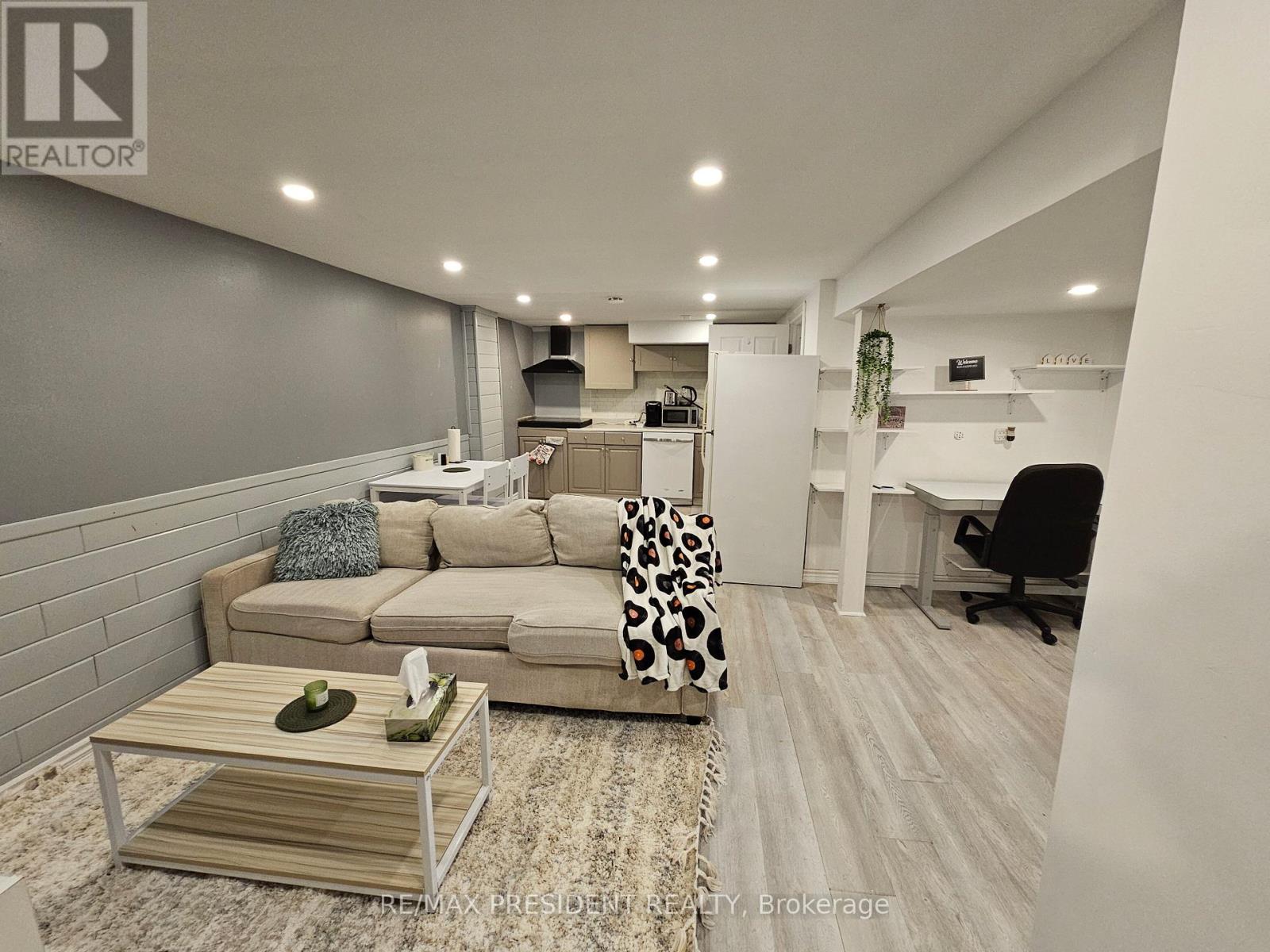 6593 Edenwood Drive, Mississauga, Ontario  L5N 3E9 - Photo 38 - W12578094