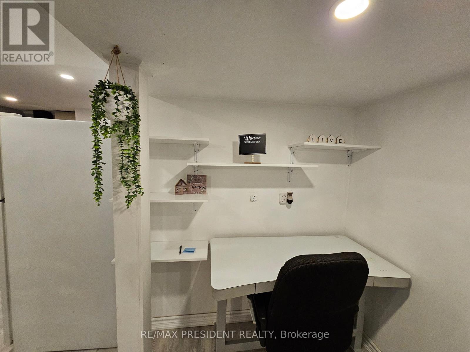 6593 Edenwood Drive, Mississauga, Ontario  L5N 3E9 - Photo 41 - W12578094