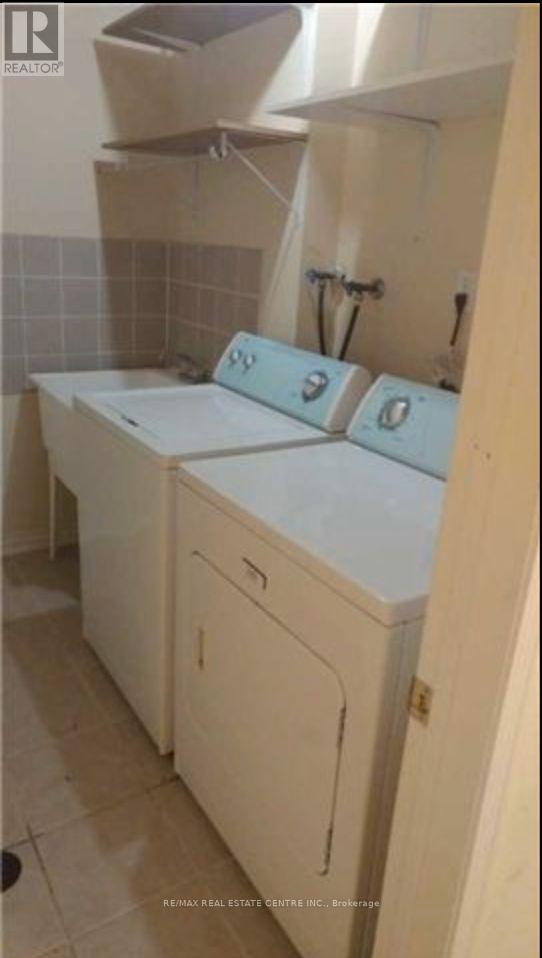 112 - 3150 Erin Centre Boulevard, Mississauga, Ontario  L5M 7Z3 - Photo 32 - W12578156