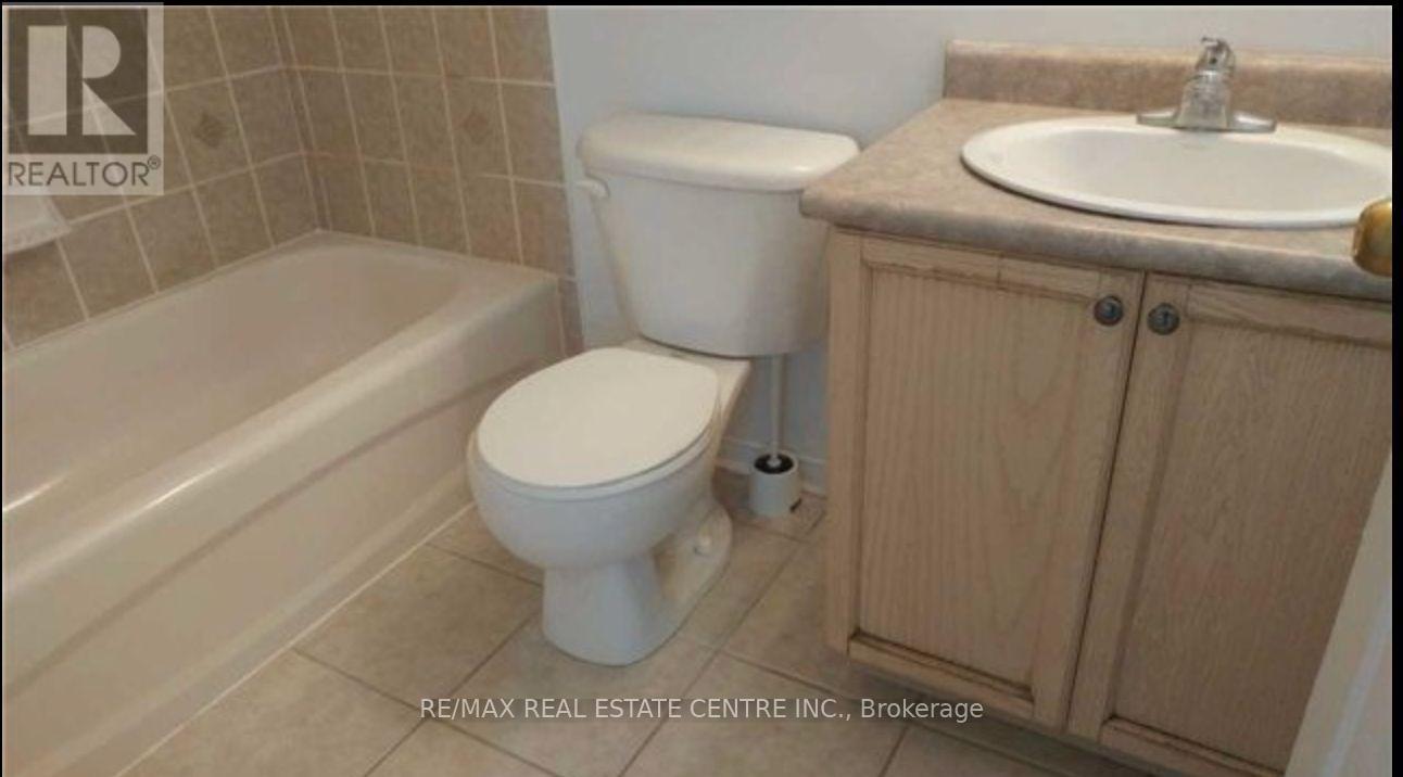 112 - 3150 Erin Centre Boulevard, Mississauga, Ontario  L5M 7Z3 - Photo 35 - W12578156