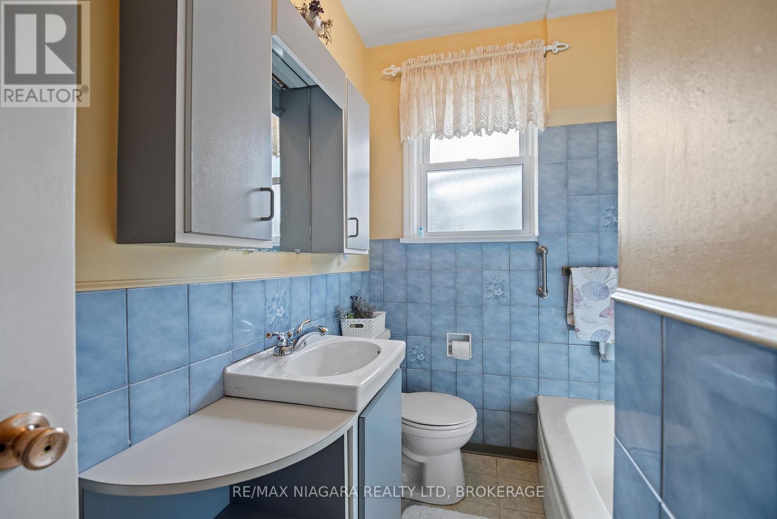 9 Mcphail Crescent, St. Catharines (E. Chester), Ontario  L2P 3G3 - Photo 20 - X12578304