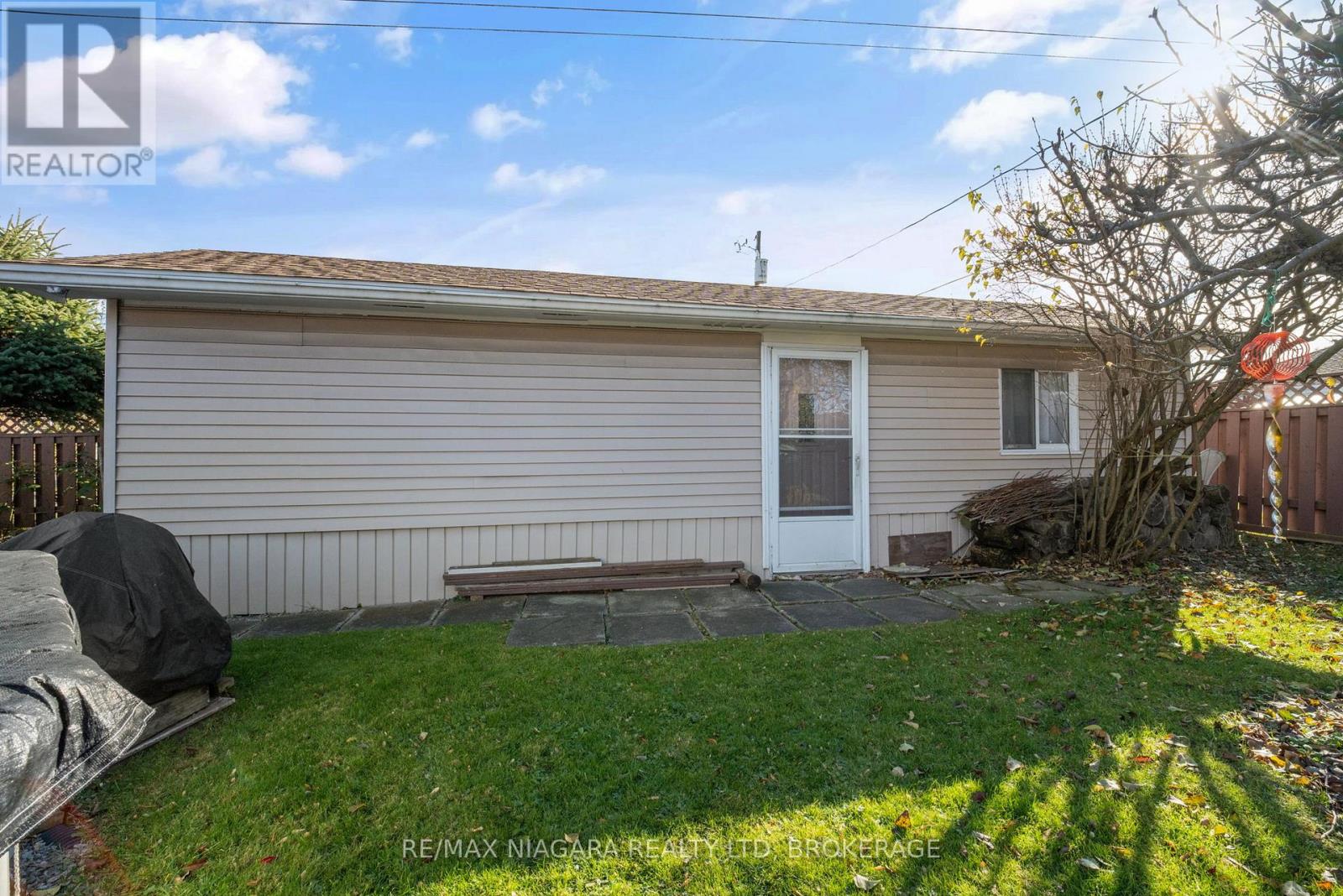 9 Mcphail Crescent, St. Catharines (E. Chester), Ontario  L2P 3G3 - Photo 33 - X12578304