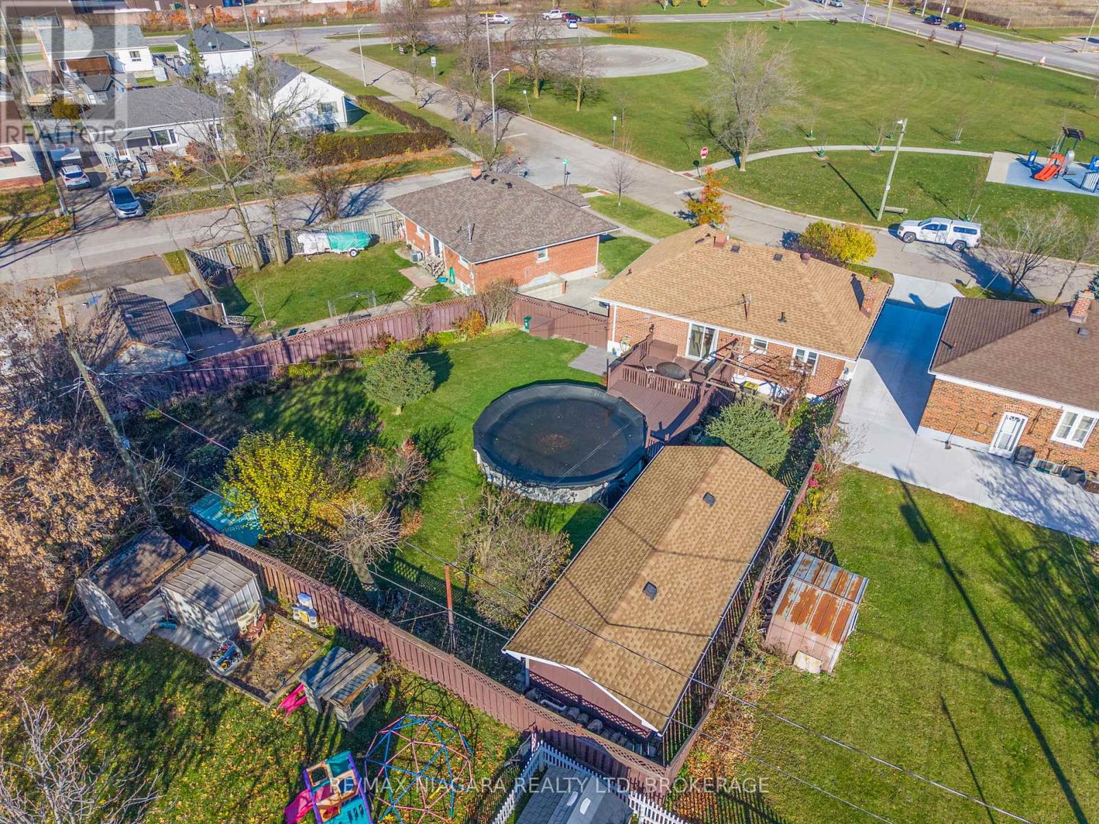 9 Mcphail Crescent, St. Catharines (E. Chester), Ontario  L2P 3G3 - Photo 37 - X12578304