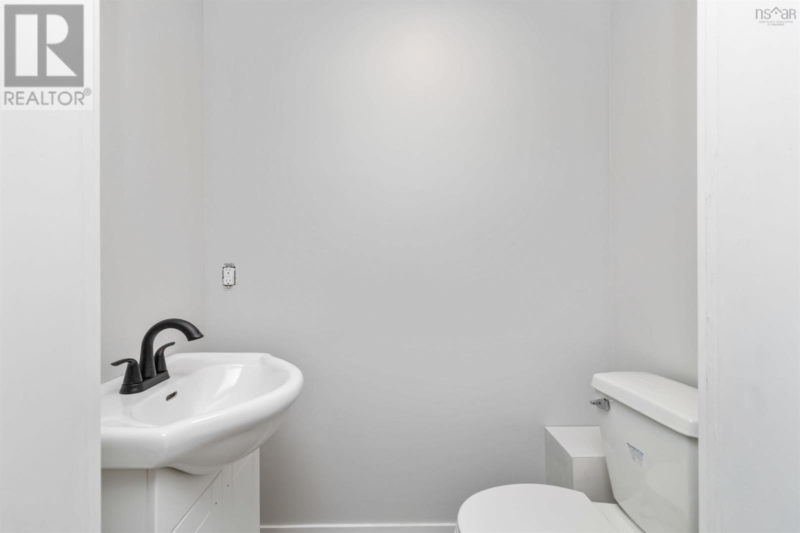 2795 Joseph Howe Drive, Halifax, Nova Scotia  B3L 4G8 - Photo 37 - 202528565