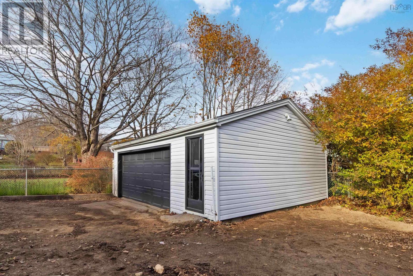 2795 Joseph Howe Drive, Halifax, Nova Scotia  B3L 4G8 - Photo 41 - 202528565