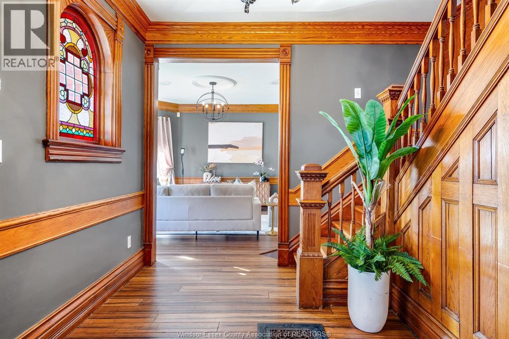 20 Division Street South, Kingsville, Ontario  N9Y 1P2 - Photo 5 - 25030641