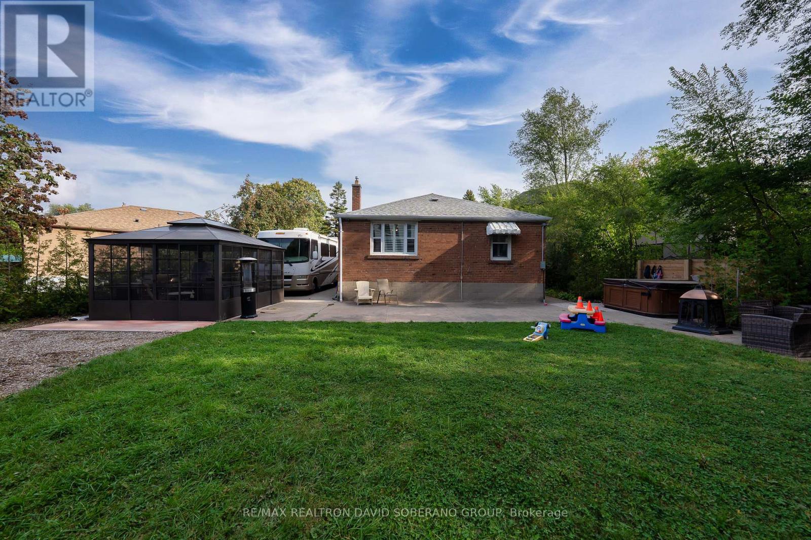 17 Wigan Crescent, Toronto, Ontario  M3H 3A3 - Photo 28 - C12577042