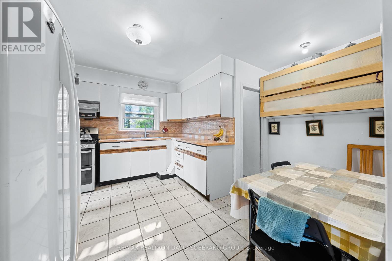 17 Wigan Crescent, Toronto, Ontario  M3H 3A3 - Photo 11 - C12577042