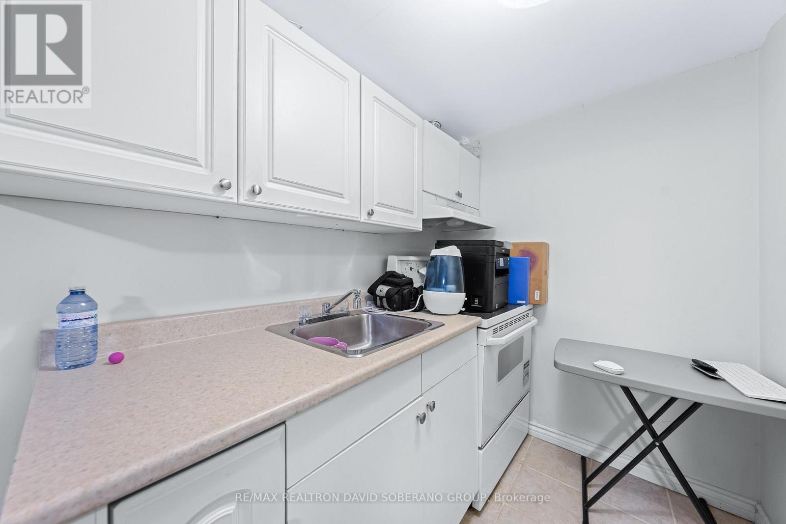 17 Wigan Crescent, Toronto, Ontario  M3H 3A3 - Photo 18 - C12577042