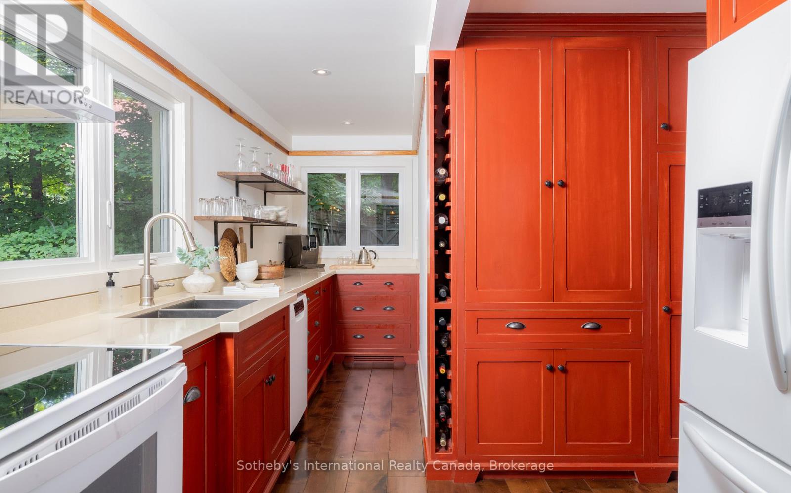 131 Kitzbuhl Crescent, Blue Mountains, Ontario  L9Y 0S5 - Photo 11 - X12578268