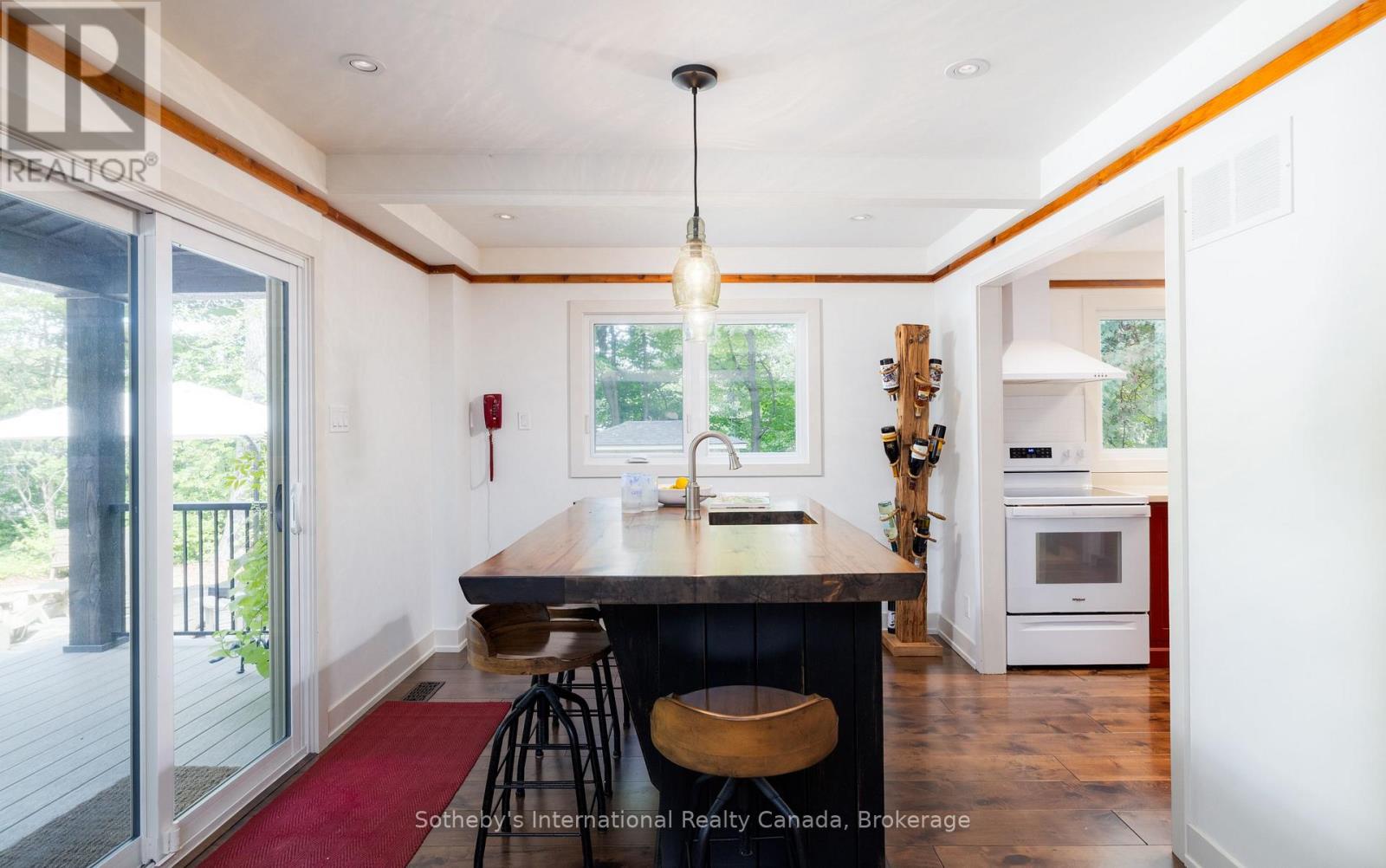 131 Kitzbuhl Crescent, Blue Mountains, Ontario  L9Y 0S5 - Photo 14 - X12578268