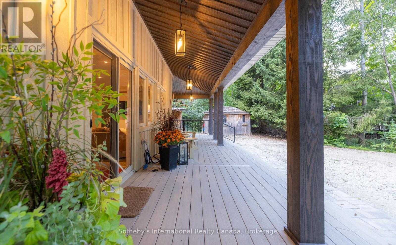 131 Kitzbuhl Crescent, Blue Mountains, Ontario  L9Y 0S5 - Photo 2 - X12578268