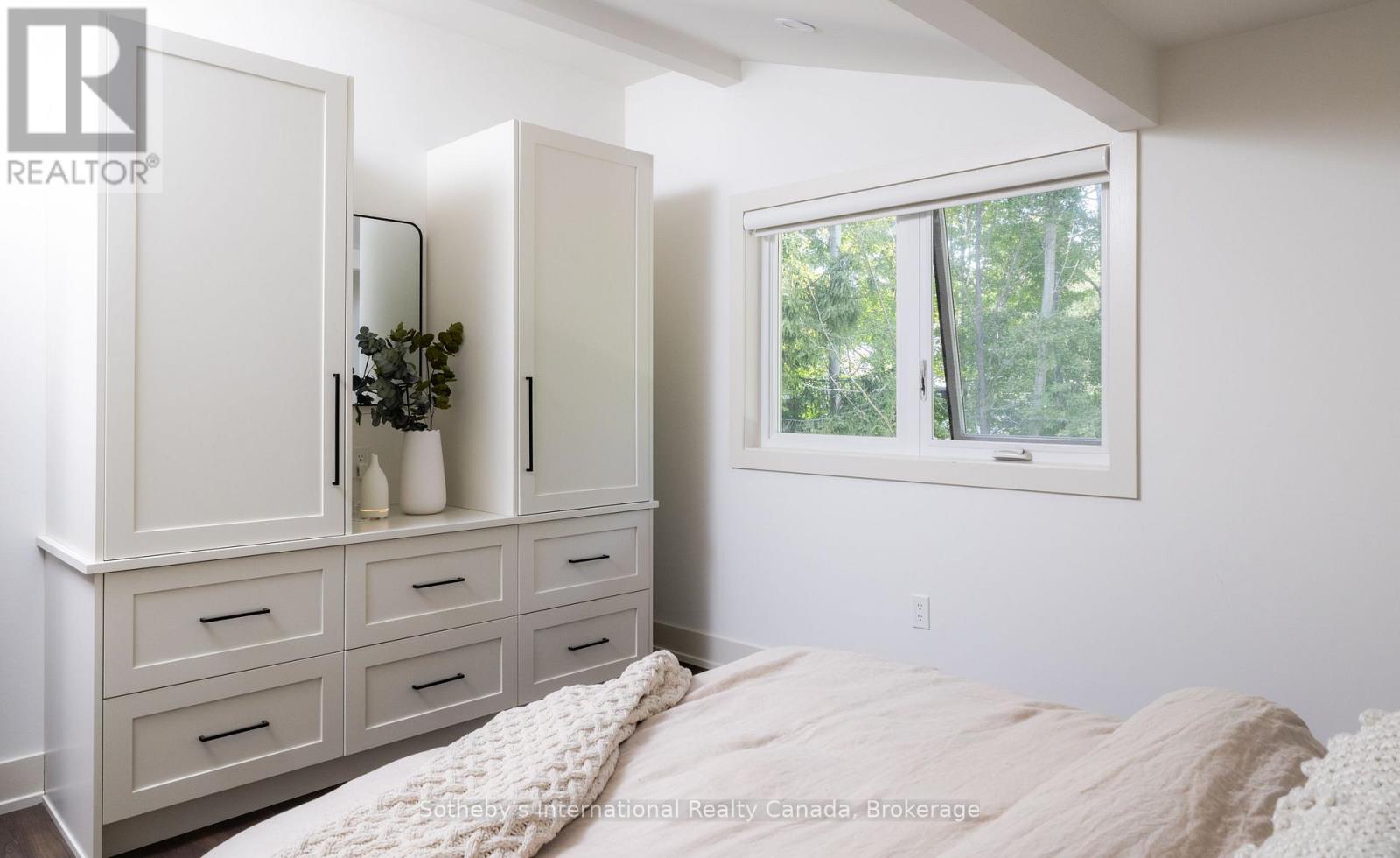 131 Kitzbuhl Crescent, Blue Mountains, Ontario  L9Y 0S5 - Photo 21 - X12578268