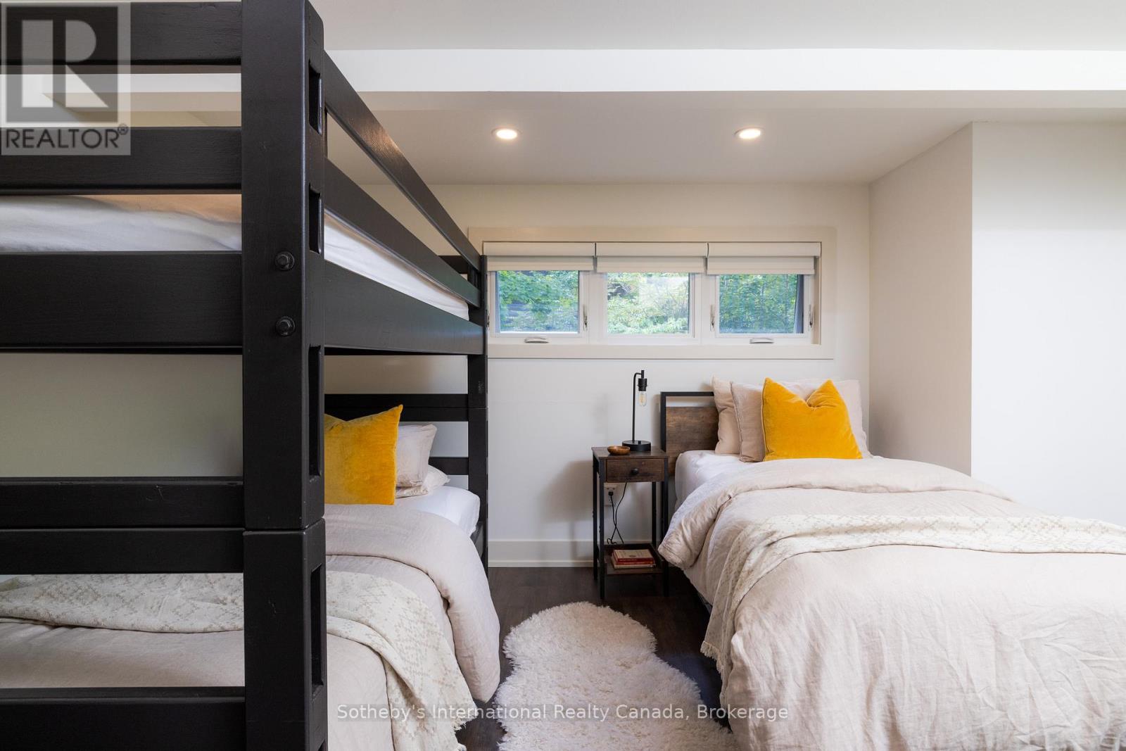 131 Kitzbuhl Crescent, Blue Mountains, Ontario  L9Y 0S5 - Photo 25 - X12578268