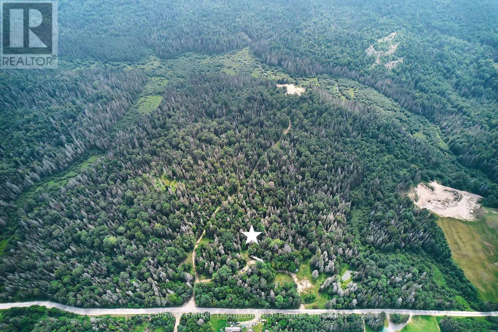 185 Halls Road E, Magnetawan, Ontario  P0A 1Z0 - Photo 1 - X12578280