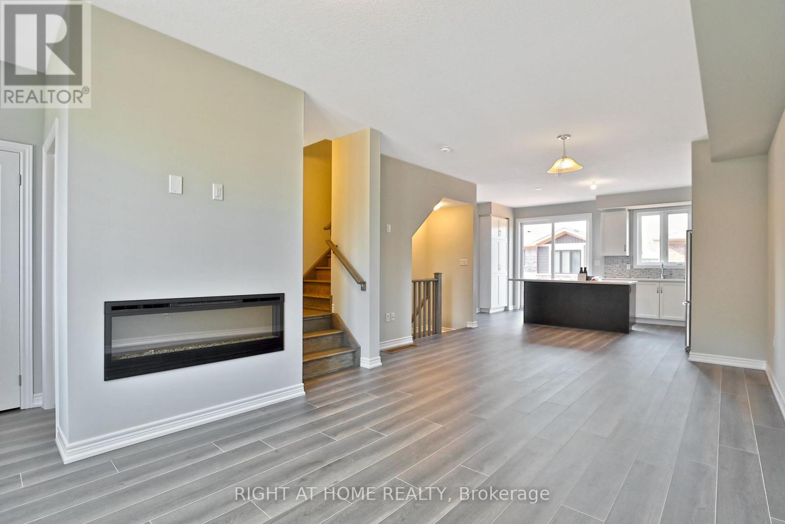 62 - 288 Glover Road, Hamilton, Ontario  L8E 5H6 - Photo 10 - X12578078