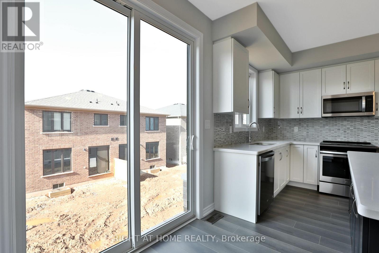 62 - 288 Glover Road, Hamilton, Ontario  L8E 5H6 - Photo 14 - X12578078