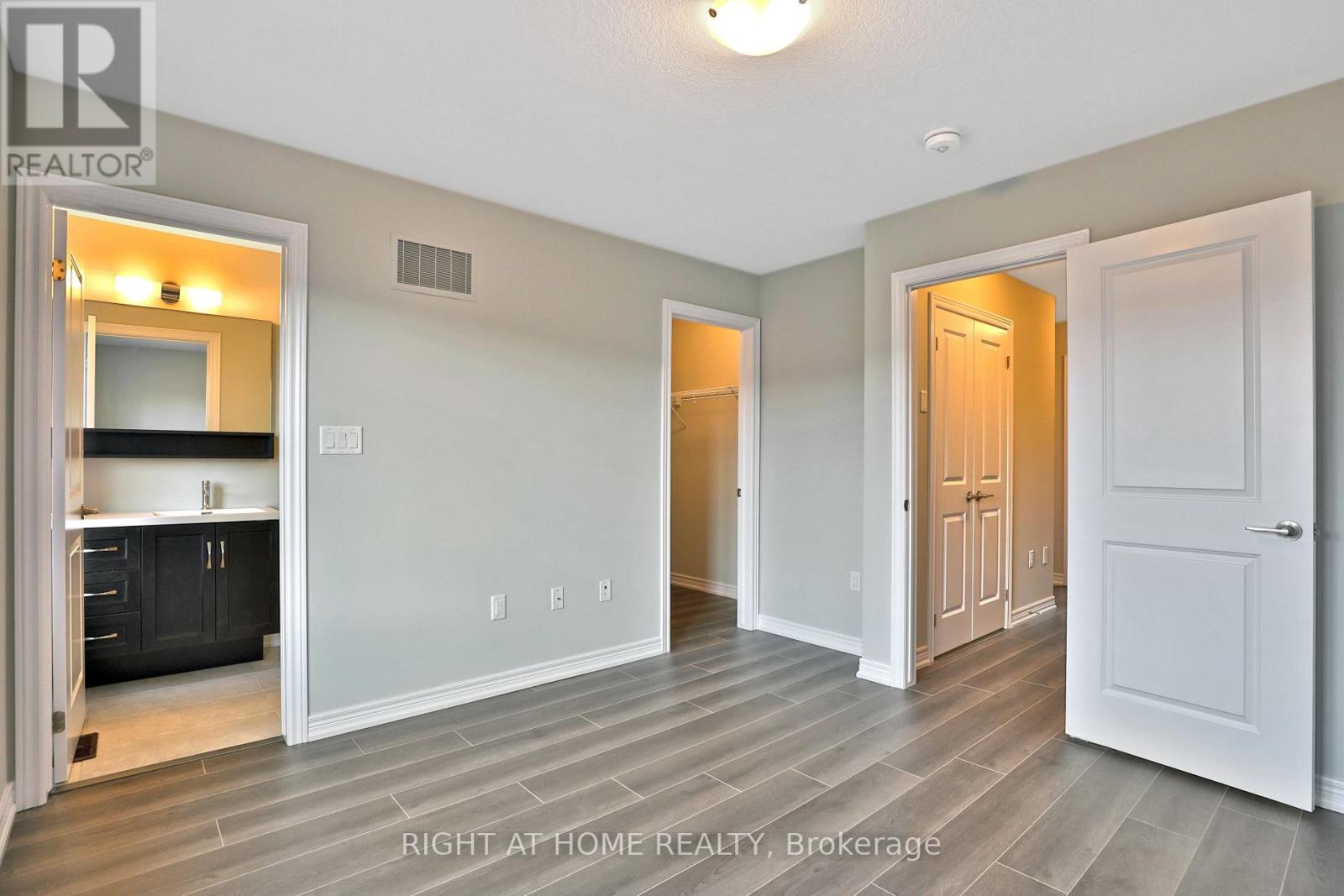 62 - 288 Glover Road, Hamilton, Ontario  L8E 5H6 - Photo 18 - X12578078