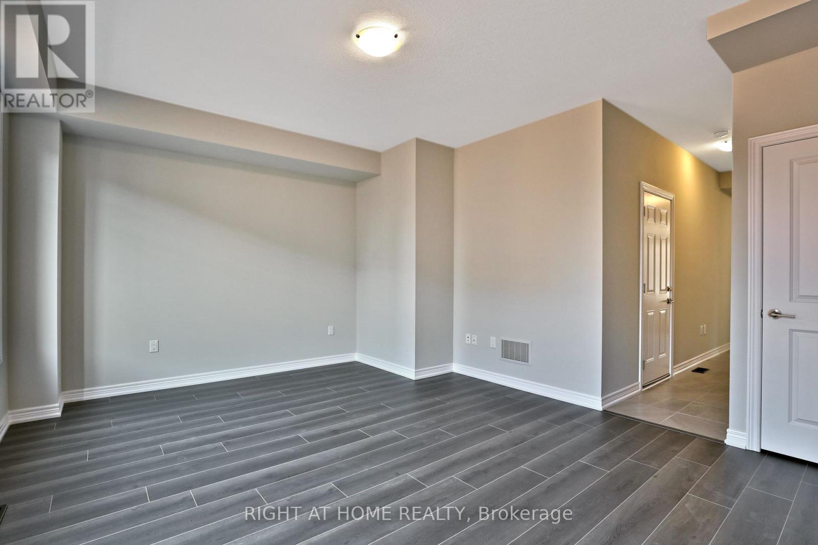 62 - 288 Glover Road, Hamilton, Ontario  L8E 5H6 - Photo 26 - X12578078