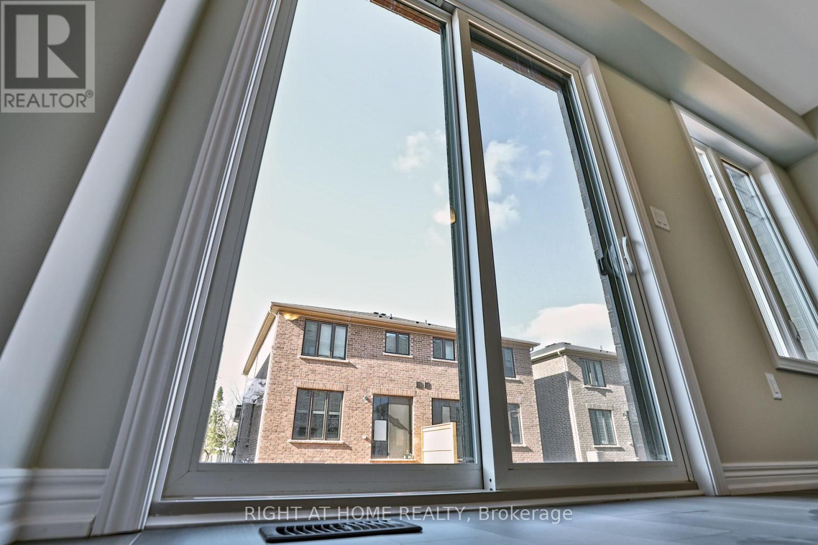 62 - 288 Glover Road, Hamilton, Ontario  L8E 5H6 - Photo 28 - X12578078