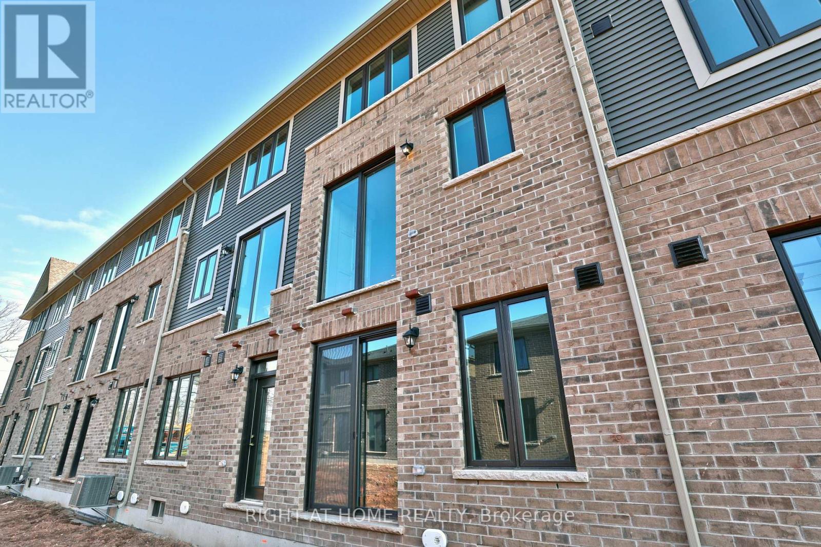 62 - 288 Glover Road, Hamilton, Ontario  L8E 5H6 - Photo 29 - X12578078