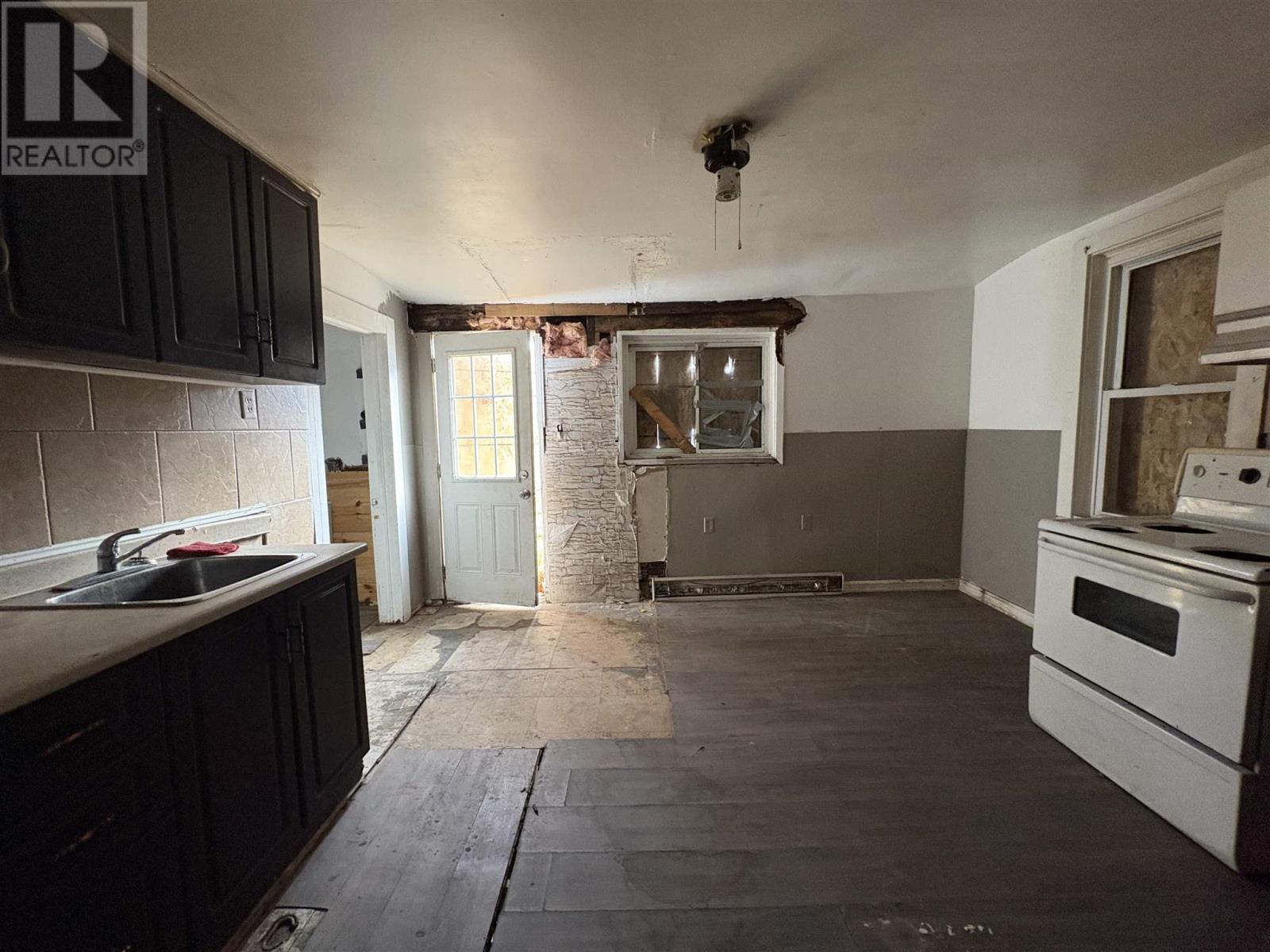 32 Blucher St, Sault Ste. Marie, Ontario  P6A 2V4 - Photo 4 - SM253354