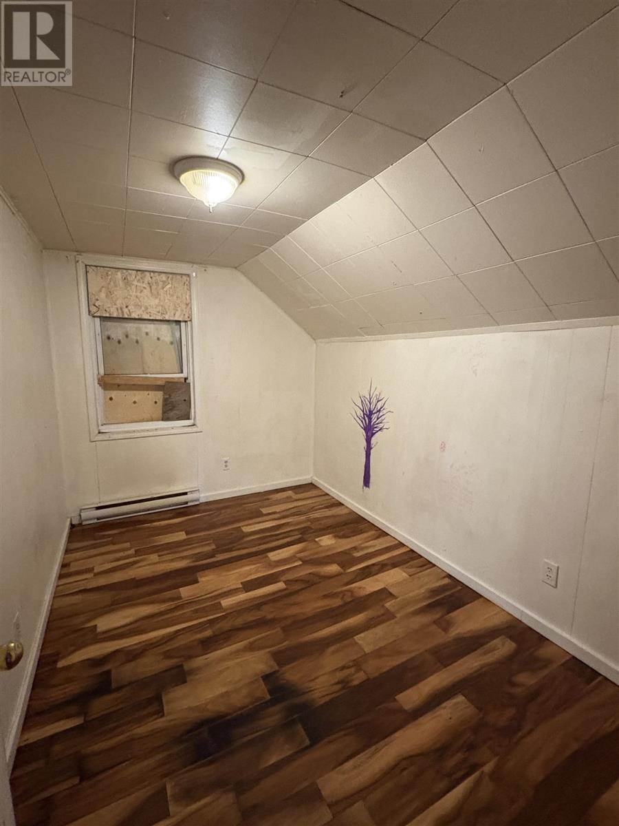 32 Blucher St, Sault Ste. Marie, Ontario  P6A 2V4 - Photo 9 - SM253354