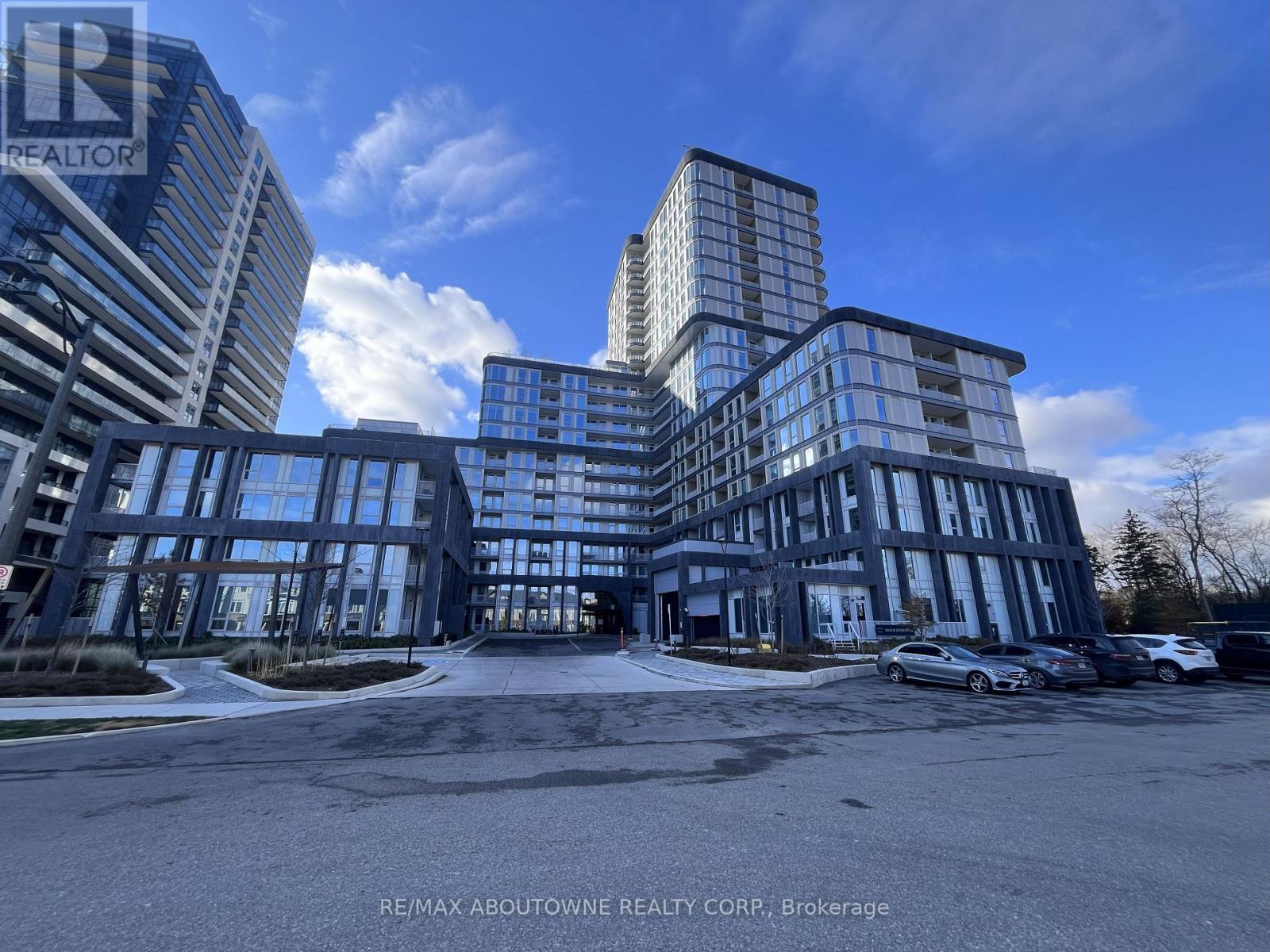 1908 - 3240 WILLIAM COLTSON AVENUE, Oakville, Ontario