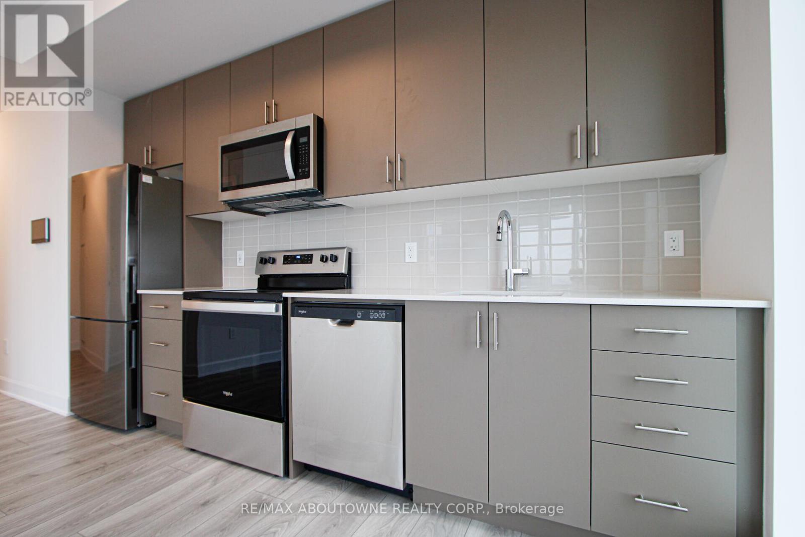 1908 - 3240 William Coltson Avenue, Oakville, Ontario  L6H 8C8 - Photo 15 - W12570564