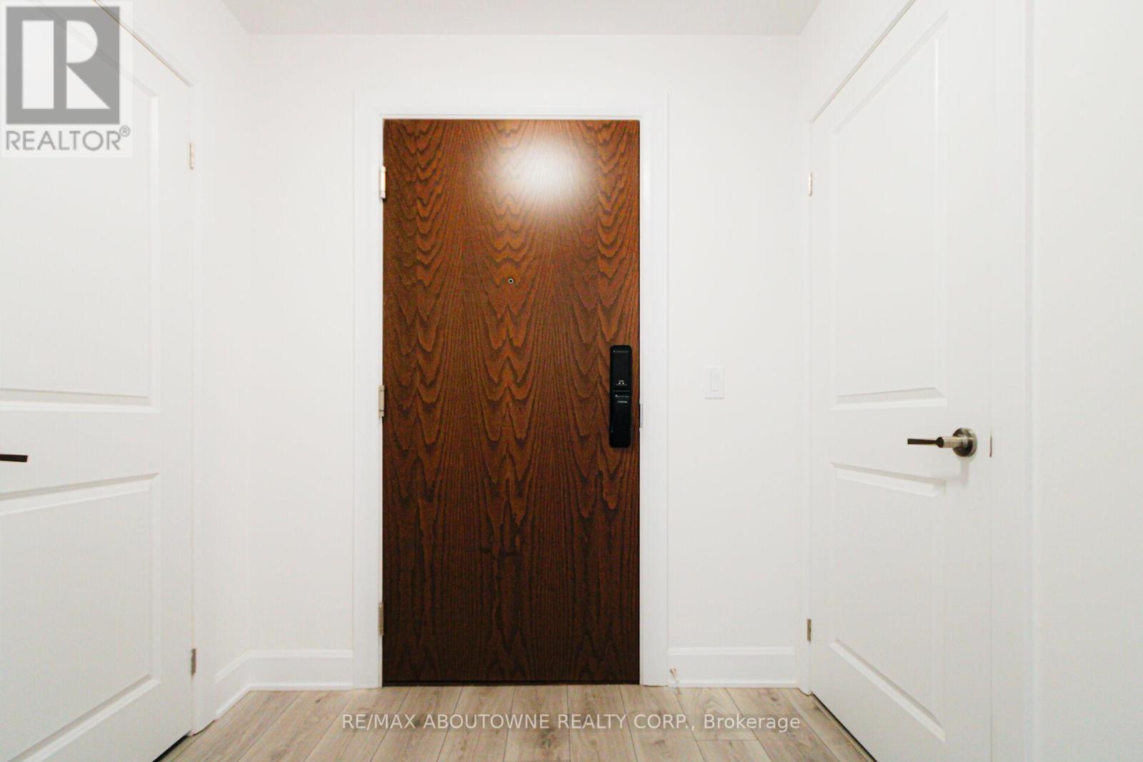 1908 - 3240 William Coltson Avenue, Oakville, Ontario  L6H 8C8 - Photo 8 - W12570564