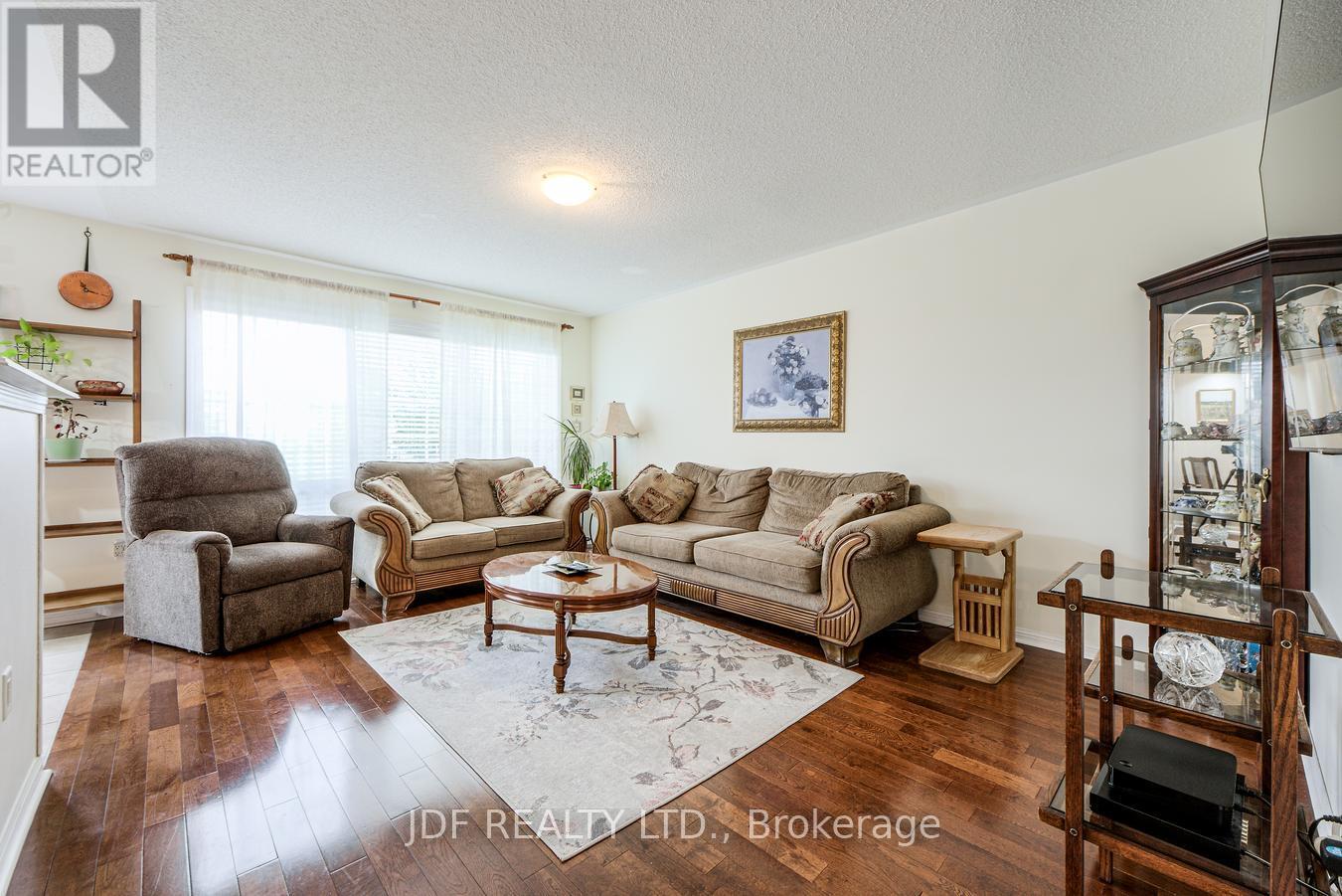 3178 Stornoway Circle, Oakville, Ontario  L6M 5H7 - Photo 8 - W12578170