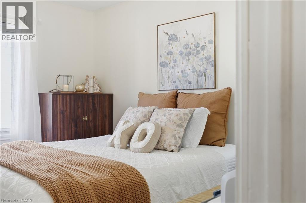 352 East 28th Street, Hamilton, Ontario  L8V 3J6 - Photo 25 - 40790663