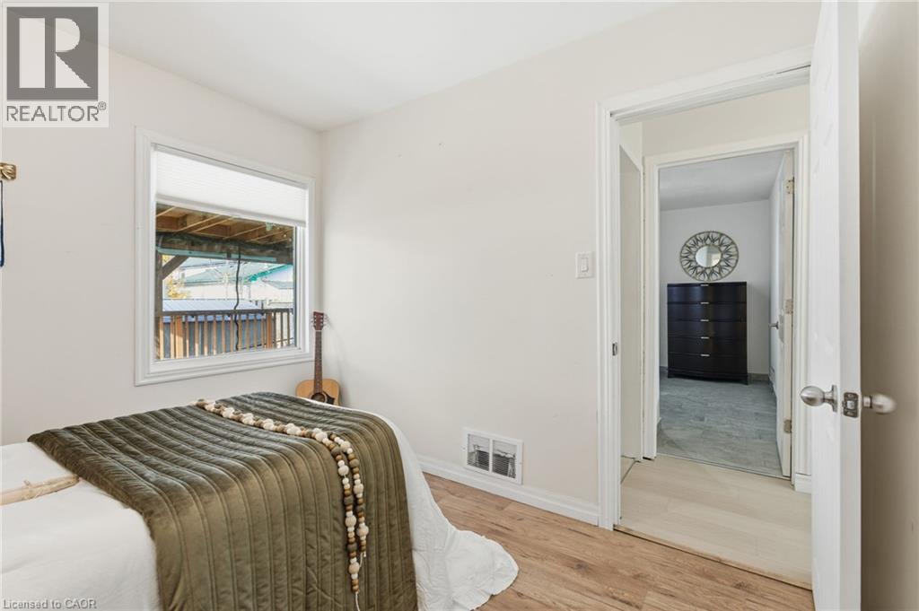 352 East 28th Street, Hamilton, Ontario  L8V 3J6 - Photo 31 - 40790663