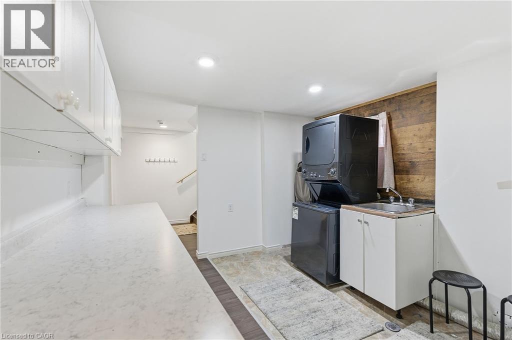 352 East 28th Street, Hamilton, Ontario  L8V 3J6 - Photo 40 - 40790663